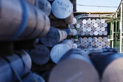 PT Kalimantan Aluminium Industry Targetkan Produksi Penuh Akhir 2026