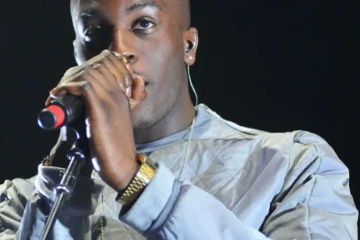 London Police Investigate Fatal Stabbing of Songwriter Talay Riley