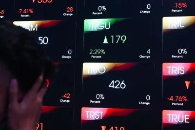 Suku Bunga AS Picu Kejatuhan IHSG ke Level 5.371