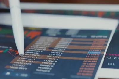 IHSG Ambruk 2,87 Persen ke Level 5.434 pada Sesi I