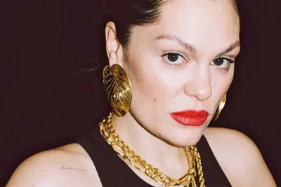 Jessie J Umumkan Bebas Kanker Payudara Usai Operasi
