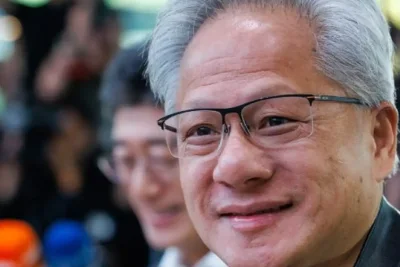 Jensen Huang Sebut Aksi Jual Saham Teknologi Peluang Beli