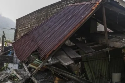 Gempa Filipina M 7,7 Picu Tsunami dan Kerusakan Bangunan di Sulawesi Utara