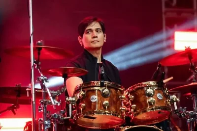 Tyo Nugros Dicegah ke Malaysia, Al Ghazali Gantikan Posisi Drummer Dewa 19