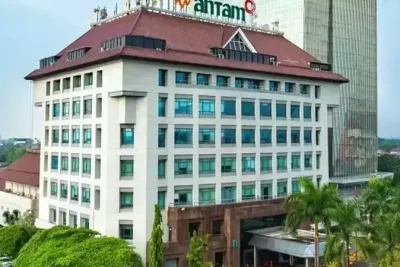 Saham ANTM Menguat Jelang RUPST, Dividen Jadi Sorotan