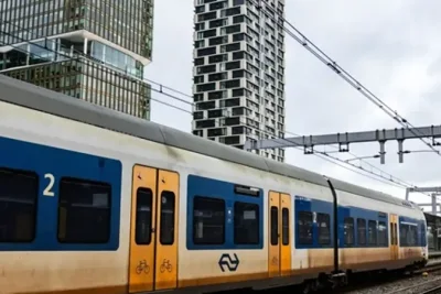 Lightning Strikes Disrupt Train Traffic Around Utrecht Centraal