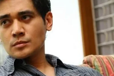 Kemenkeu Cekal Drummer Dewa 19 Tyo Nugros ke Malaysia karena Piutang Negara