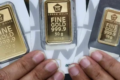 Harga Buyback Emas Antam Anjlok Rp92.000 per Gram