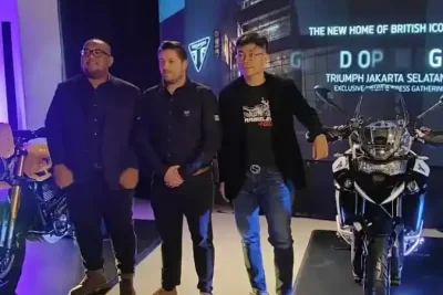 Triumph Luncurkan Scrambler 400 XC dan Tiger 900 Alpine Edition di Indonesia