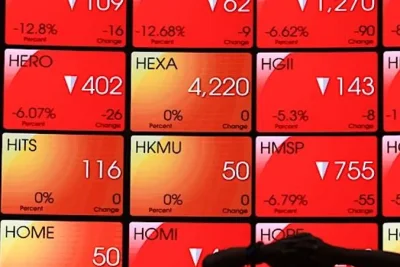 IHSG Ditutup Melemah ke Level 5.789 di Sesi I, Tertekan Sentimen Domestik dan Global