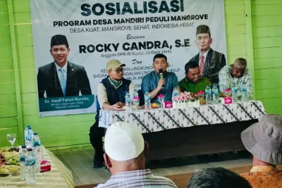 KLH Kembangkan Program Desa Mandiri Peduli Mangrove untuk Kendalikan Perubahan Iklim