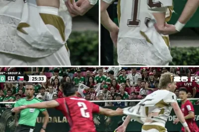 Jersey Republik Ceko Robek Parah Saat Lawan Korsel di Piala Dunia 2026