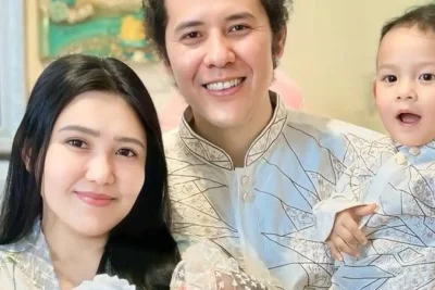 Via Vallen Ungkap Perjuangan Emosional Tandem Nursing untuk Dua Anak