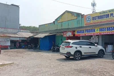 Pasar Padurenan Baru Bekasi Meredup, Kini Jadi Tempat Pembuangan Sampah