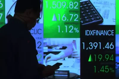 IHSG Dibuka Melejit 175 Poin, Saham MGNA Melonjak 29 Persen