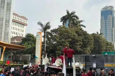 Polisi Tahan Massa Mahasiswa di Benhil untuk Sterilisasi Jalur Tamu Negara