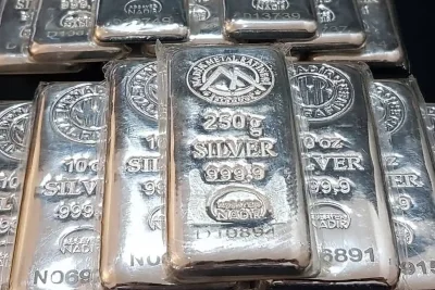 Harga Perak Antam 16 Juni 2026 Anjlok Jadi Rp 46.600 per Gram