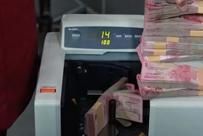 Rupiah Melemah ke Rp17.747 Per Dolar AS Jelang Rapat The Fed