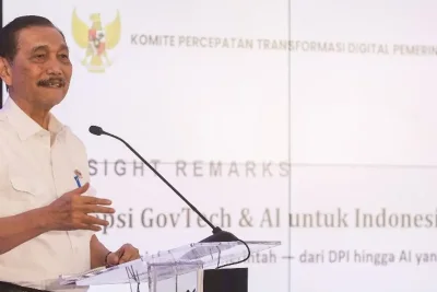 Luhut Percepat Transformasi Digital Berbasis Kecerdasan Buatan
