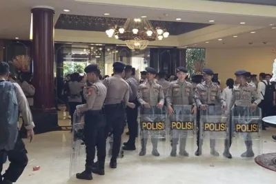 PN Jakarta Pusat Eksekusi Pengosongan Lahan Hotel Sultan