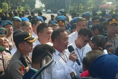 PN Jakarta Pusat Bacakan Penetapan Eksekusi Pengosongan Hotel Sultan