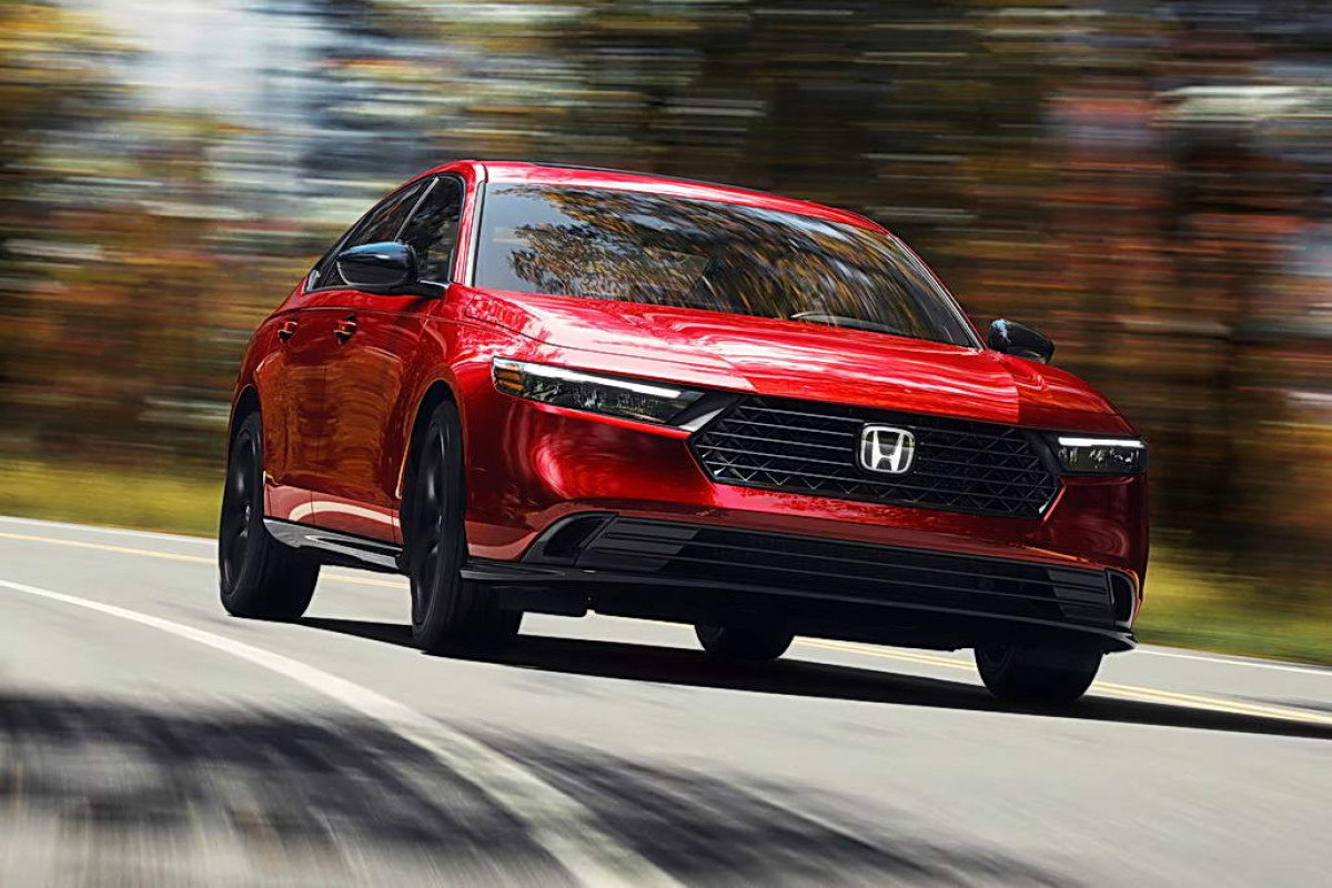 Top 5 Best Midsize Sedans for 2025: Unbeatable Style, Performance & Innovation